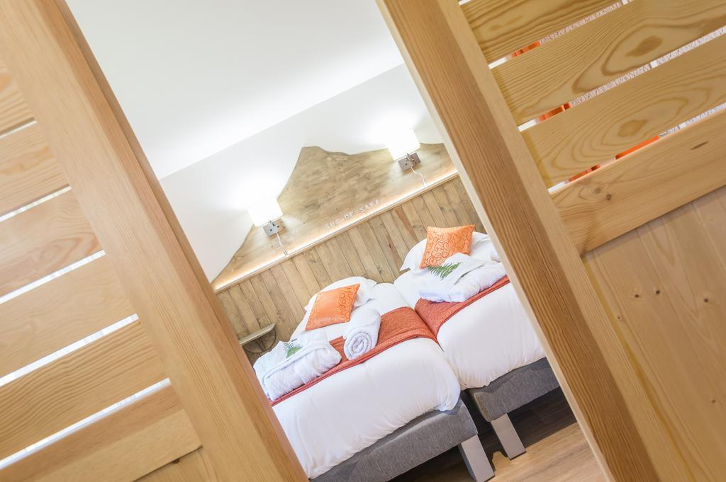 Logis Hotel Le Relais Du Bois Vialotte Le Chambon-sur-Lignon Ngoại thất bức ảnh