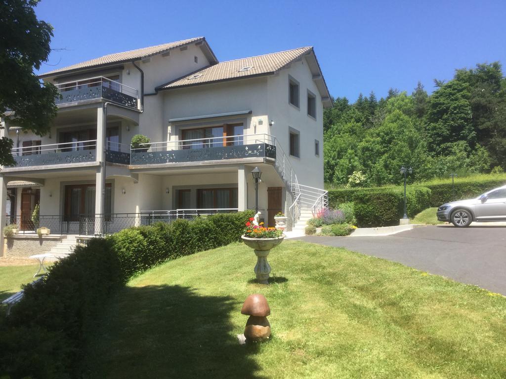 Logis Hotel Le Relais Du Bois Vialotte Le Chambon-sur-Lignon Ngoại thất bức ảnh
